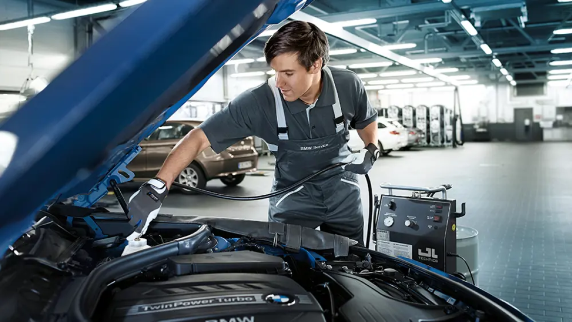 BMW FINANCIAL SERVICES.